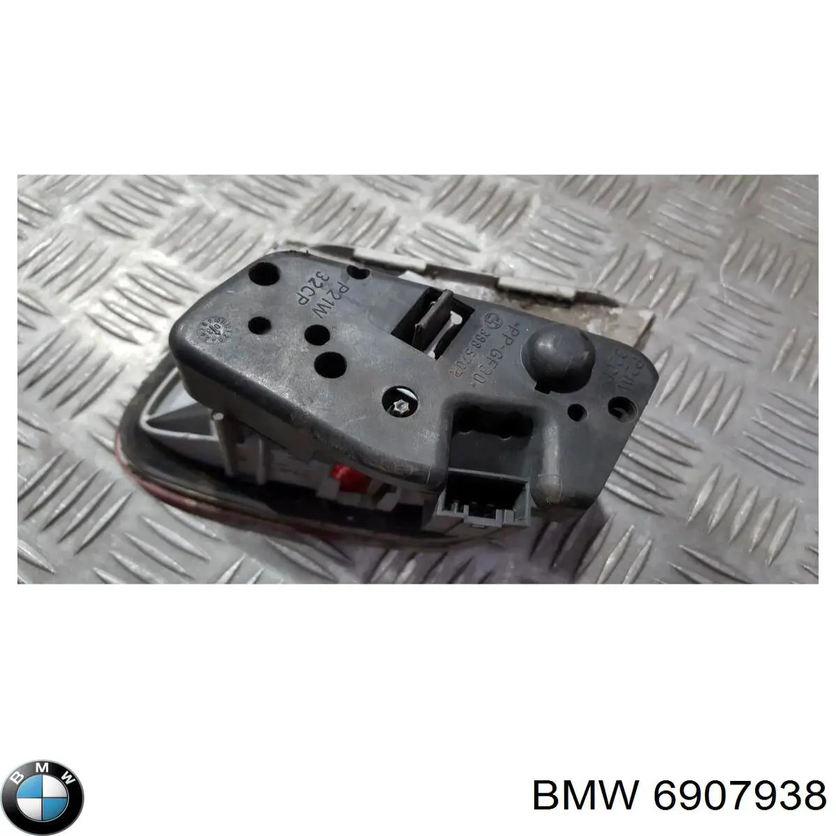 Цоколь (патрон) заднего фонаря 6907938 BMW