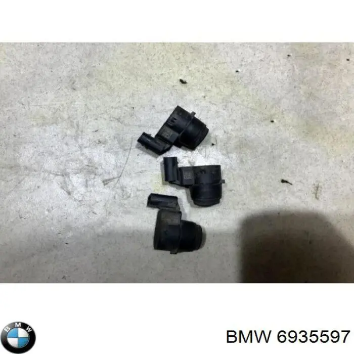  6935597 BMW