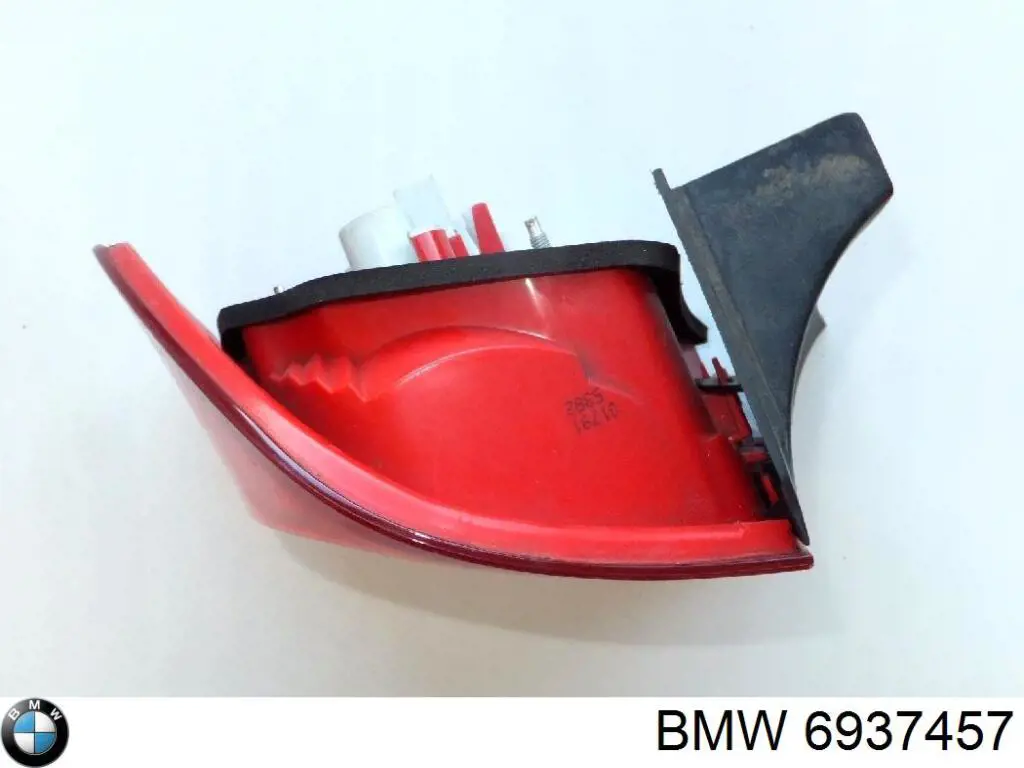 Фонарь задний левый внешний 6937457 BMW