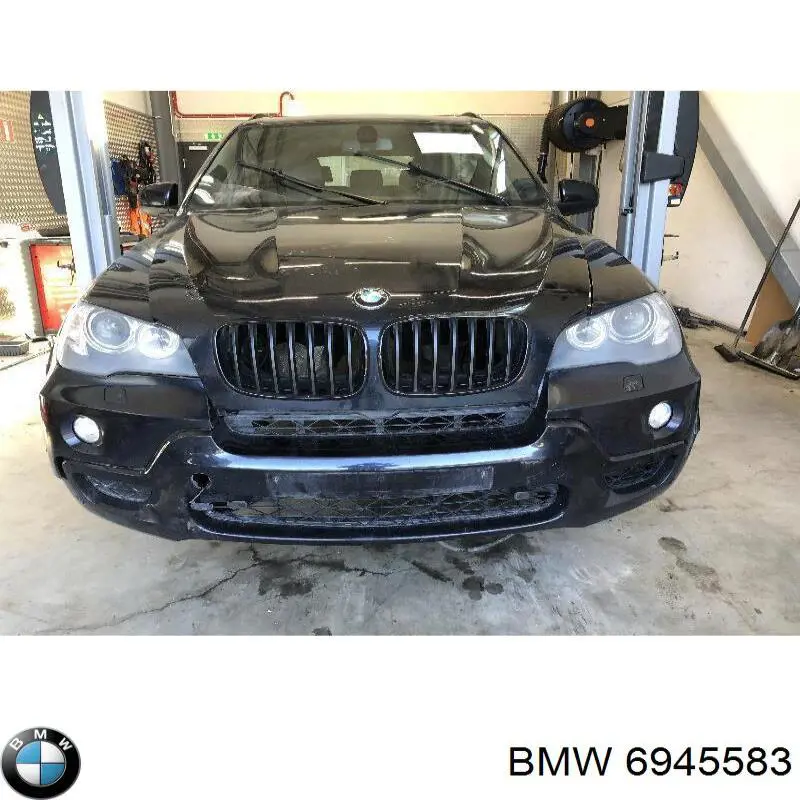 6945583 BMW Водосток лобового стекла, жабо