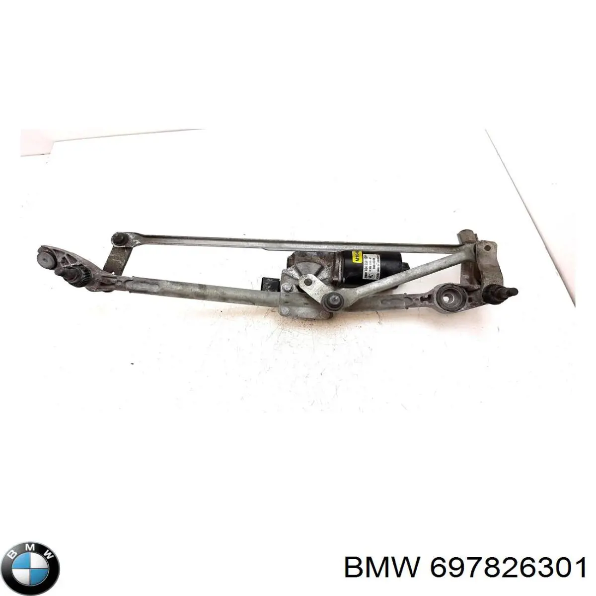 Мотор стеклоочистителя лобового стекла на BMW 3 E90