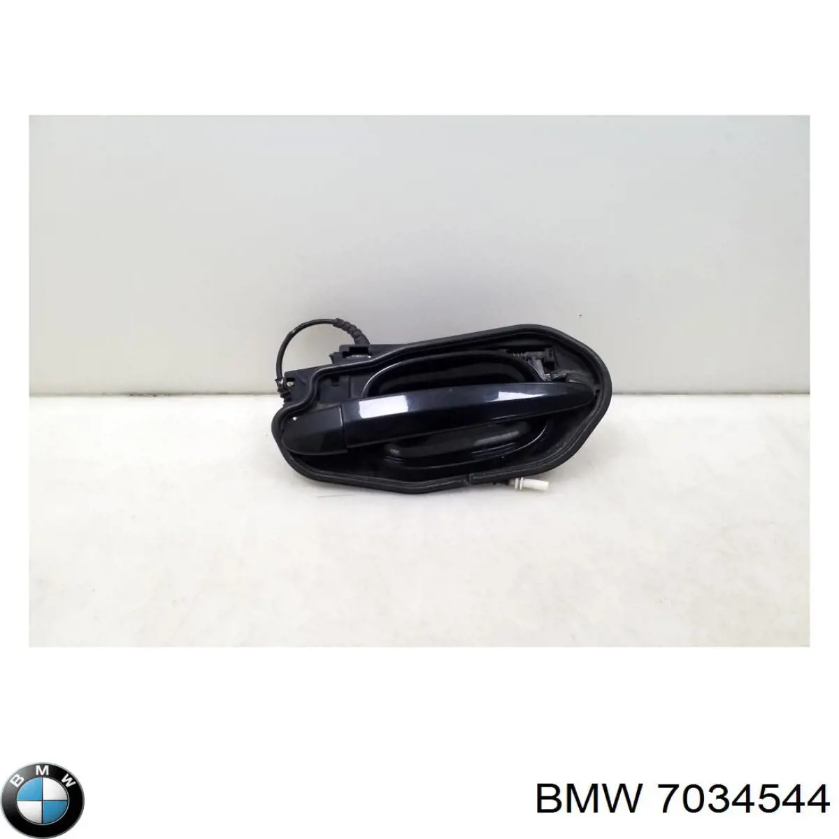 Купить 7034544 BMW Держатель наружной ручки двери передней правой