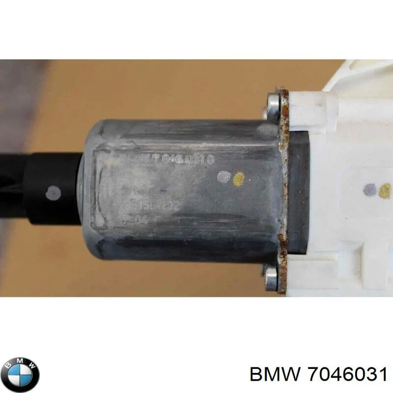 7046031 BMW motor de acionamento de vidro da porta dianteira direita