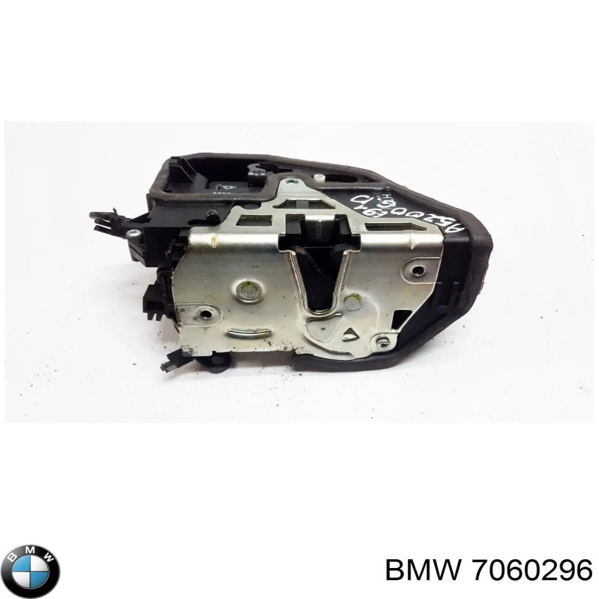 Замок двери задней правой 7060296 BMW