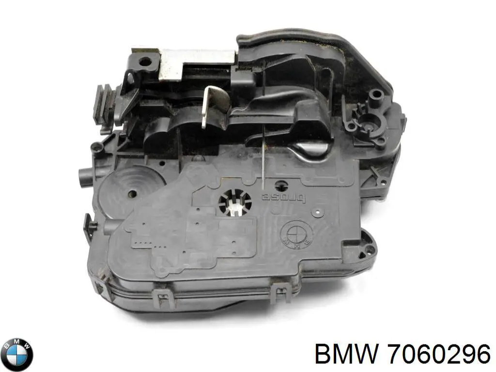 Замок задней двери, правой BMW 7060296 цена, от 33.86 USD