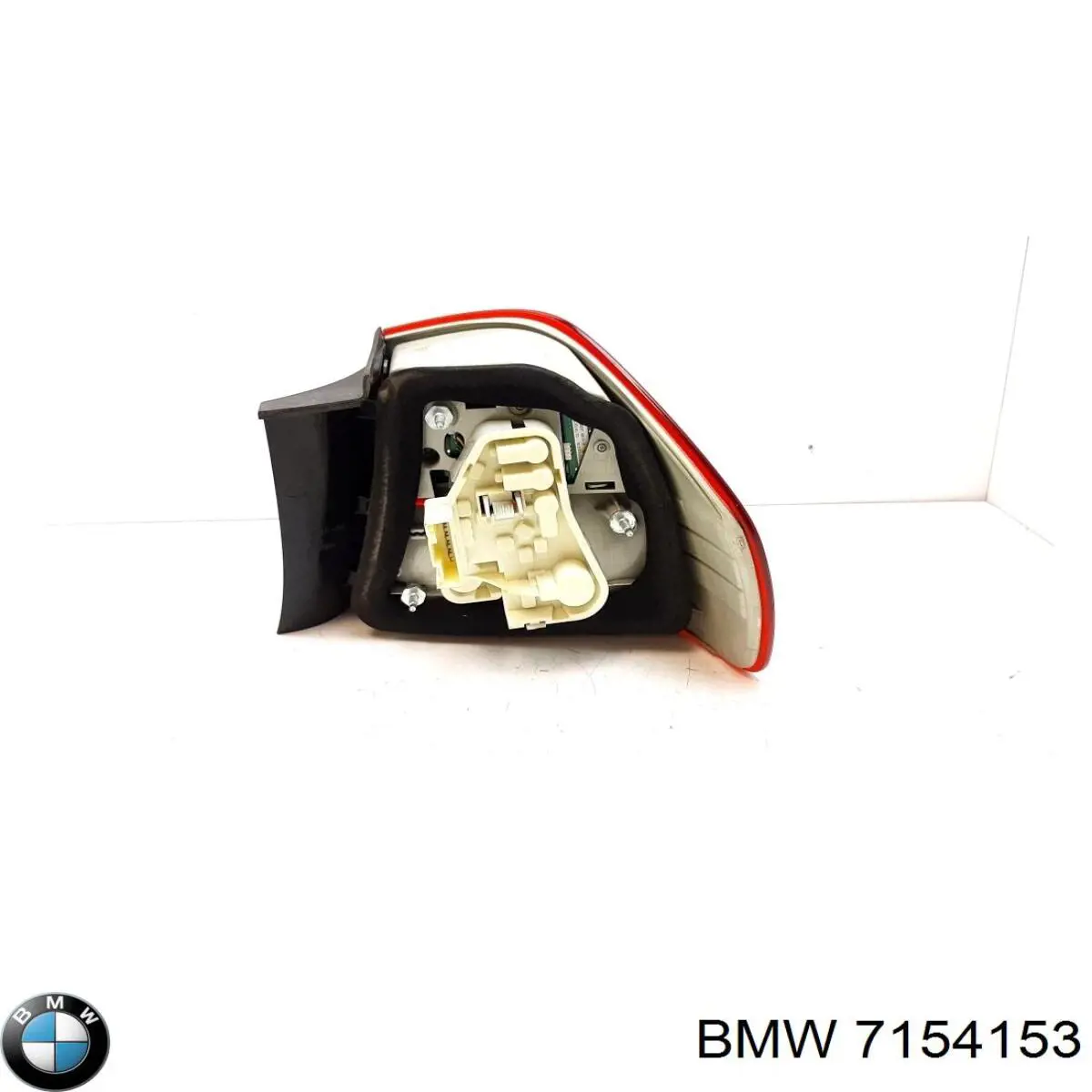 Задняя левая внешняя фара BMW 7154153 цена, от 149.81 USD