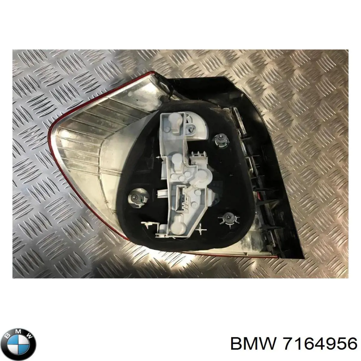 Купить 7164956 BMW Задняя правая фара
