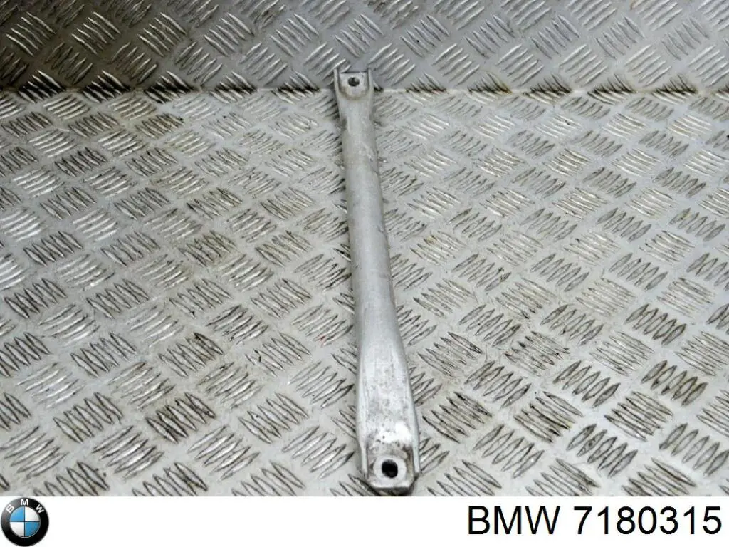 Распорка передних стоек подвески левая BMW 7180315