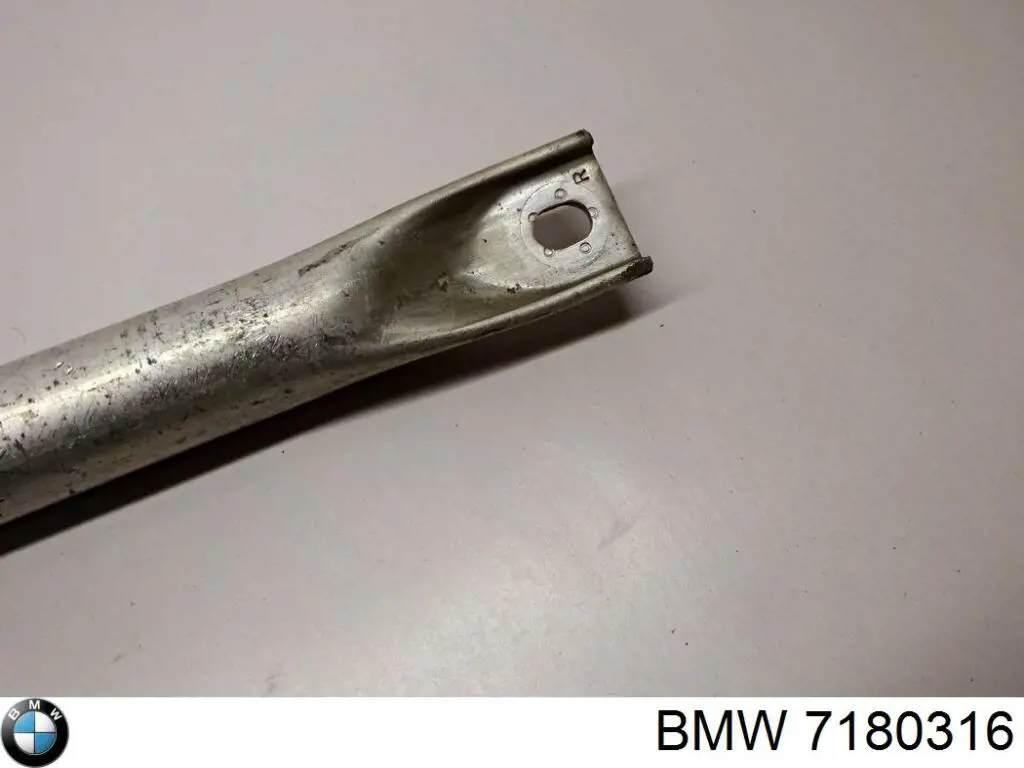 7180316 BMW Распорка передних стоек подвески правая