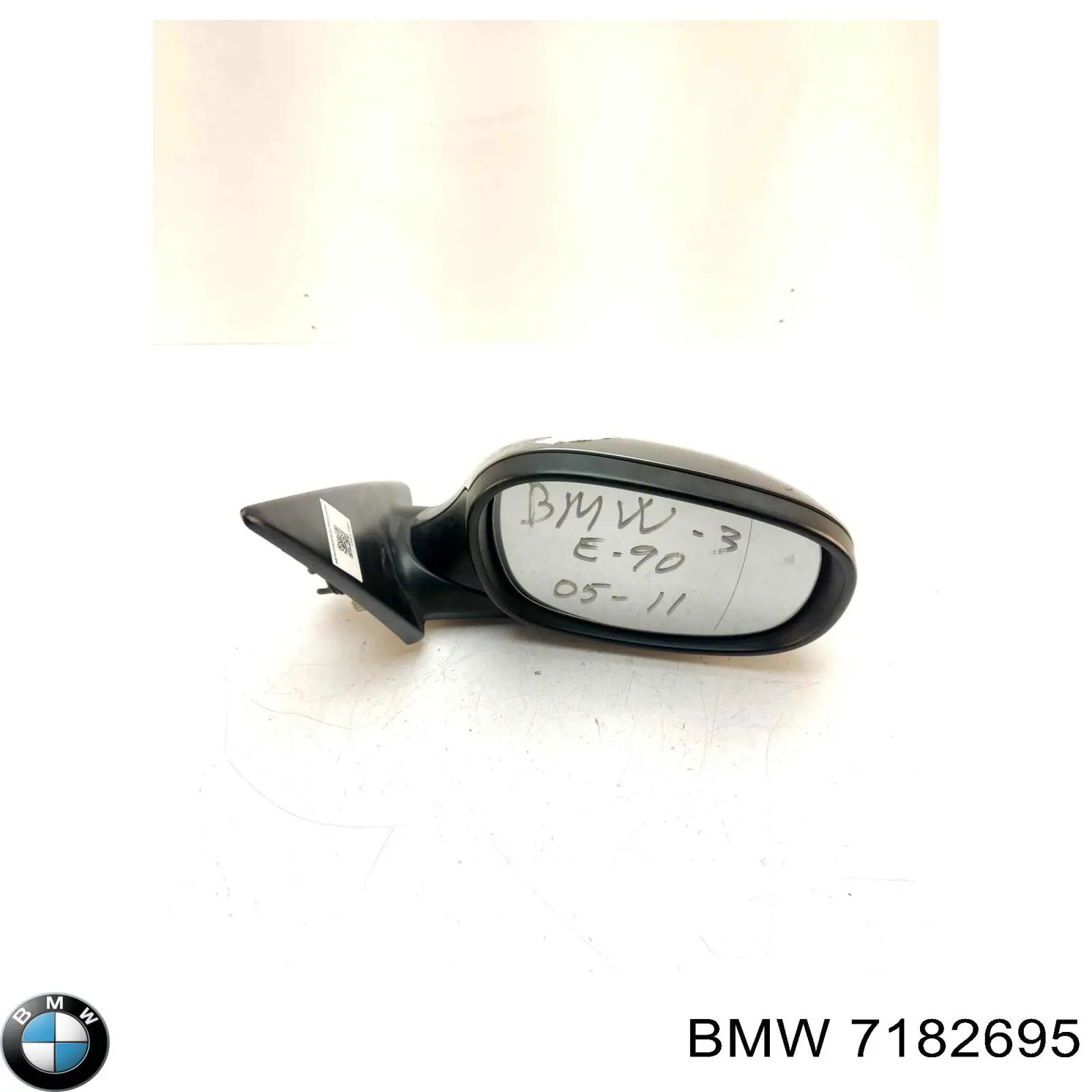 Правое зеркало 51167282568 BMW