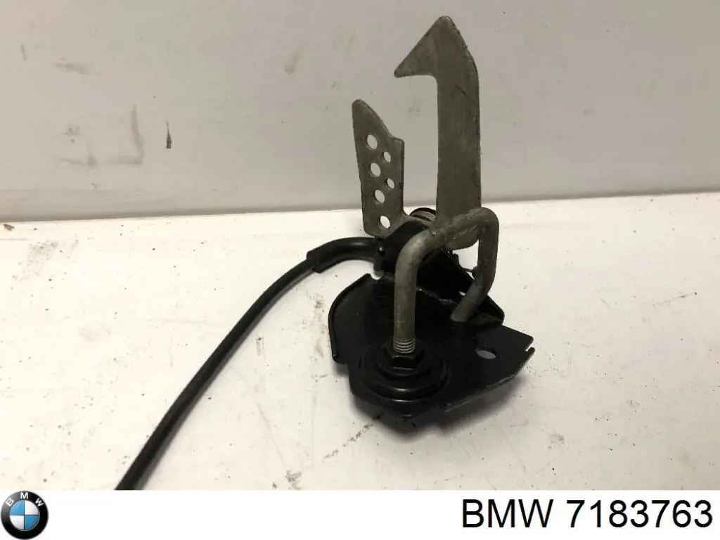 Замок капота левый 7183763 BMW