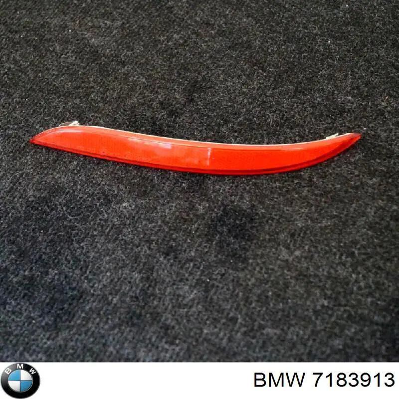 Левый отражатель заднего бампера 7183913 BMW