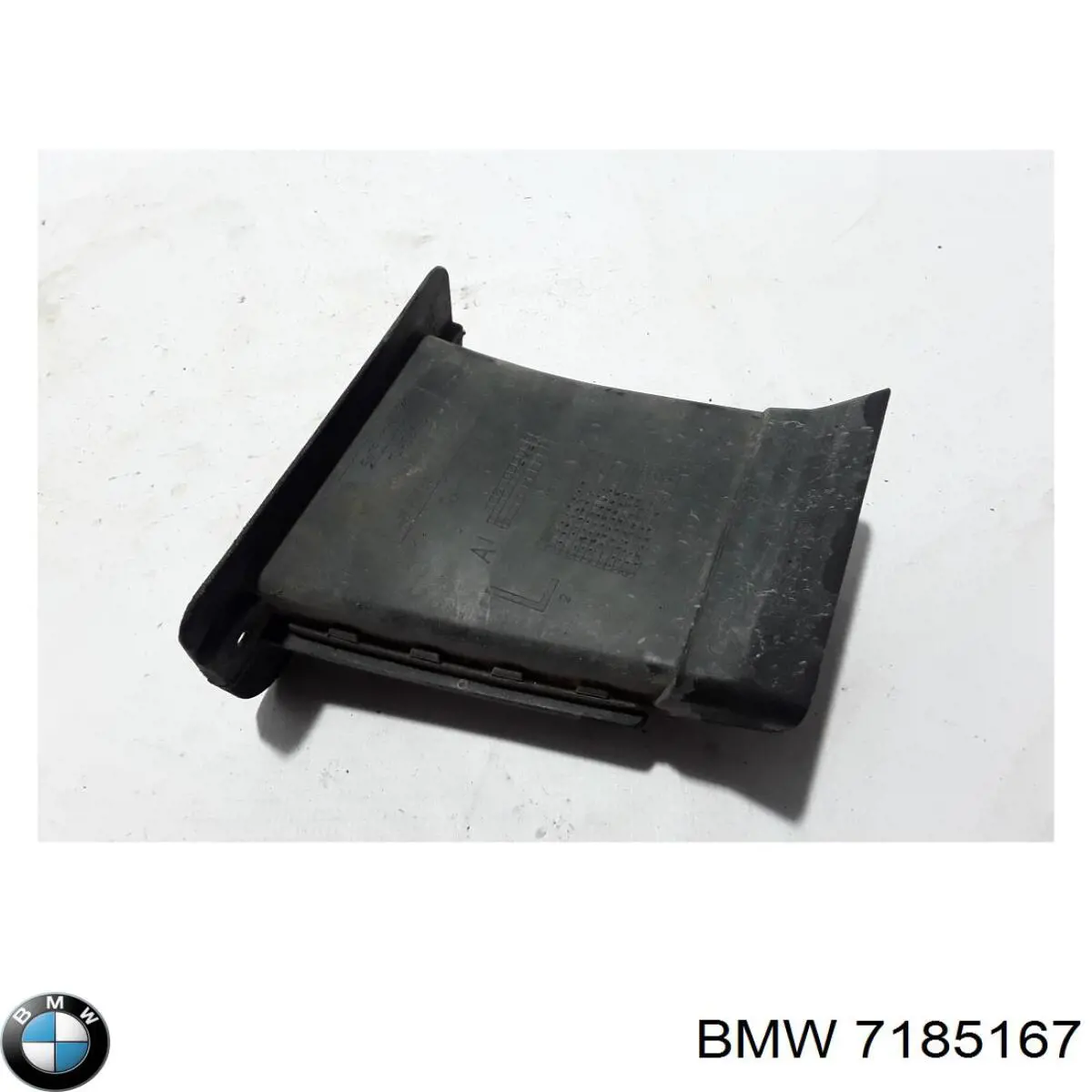 Воздуховод (дефлектор) радиатора левый BMW 7185167 цена, от 15.60 USD