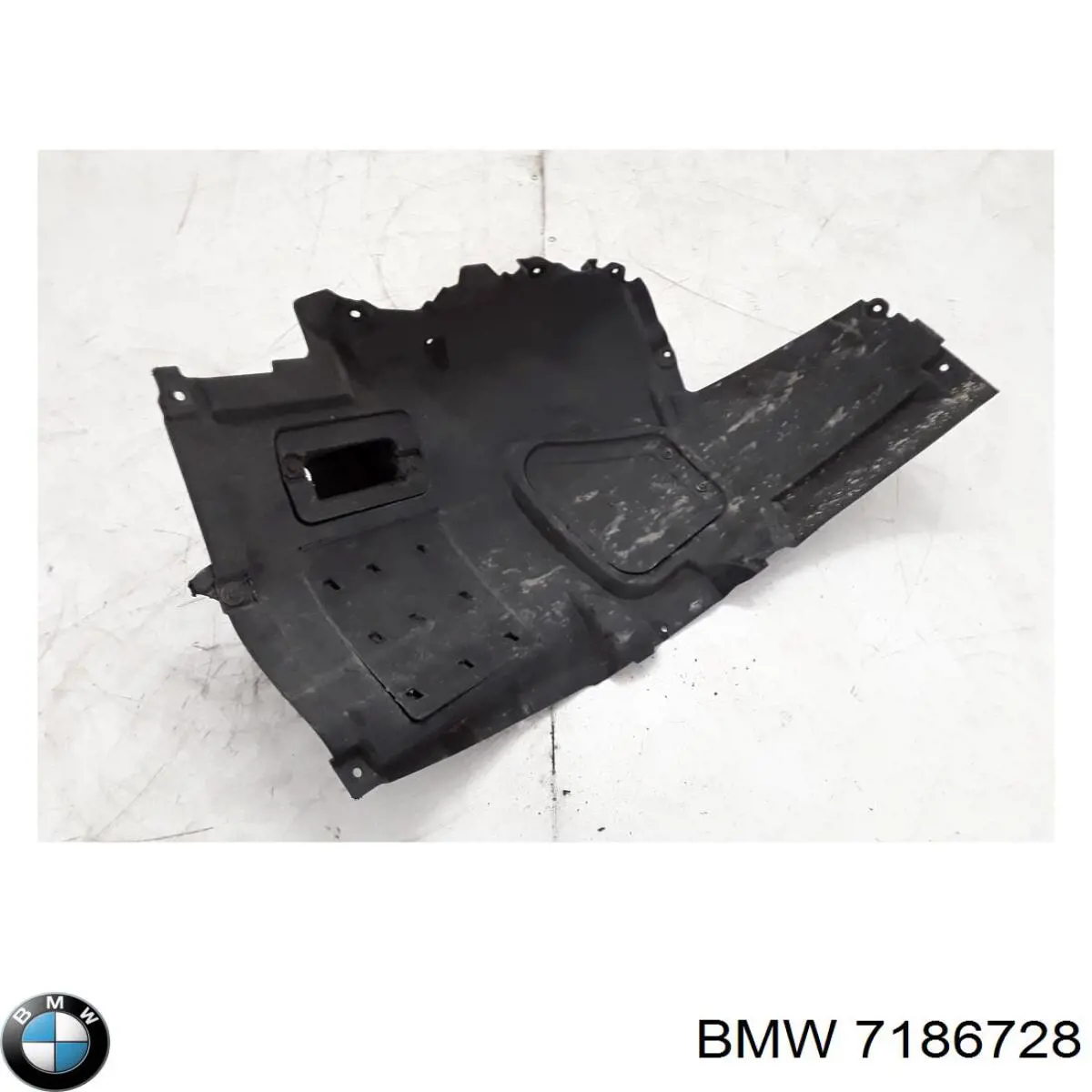 Передний правый подкрылок крыла переднего  BMW 7186728