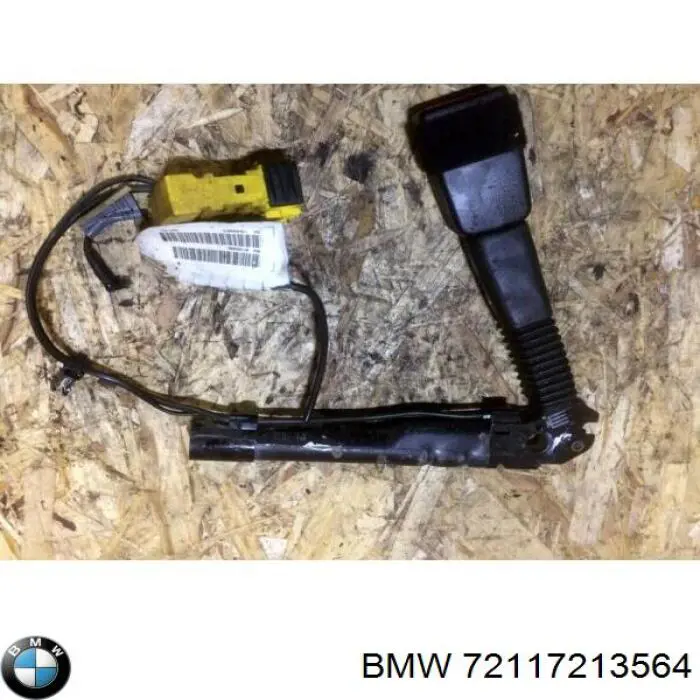 Купить 72117213564 BMW Рычаг (замок) фиксации ремня безопасности передний правый
