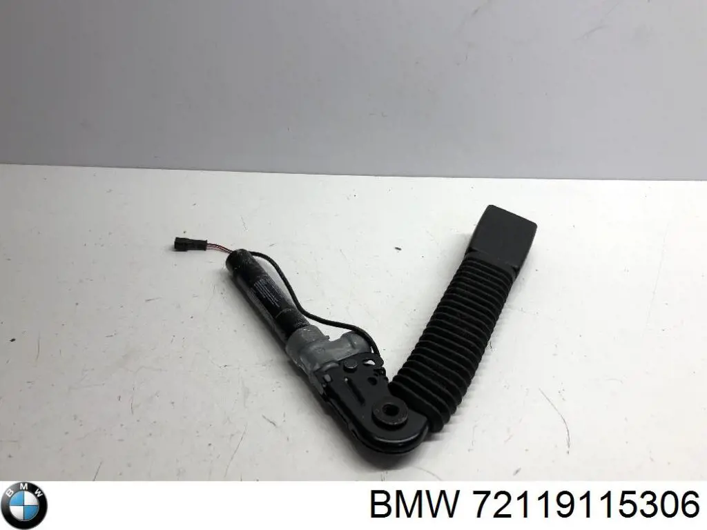 Рычаг (замок) фиксации ремня безопасности передний правый 72119115306 BMW