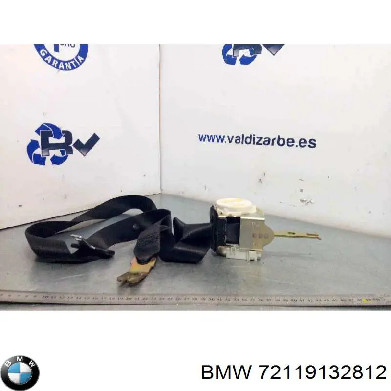 Купить 72119132812 BMW Ремень безопасности задний центральный