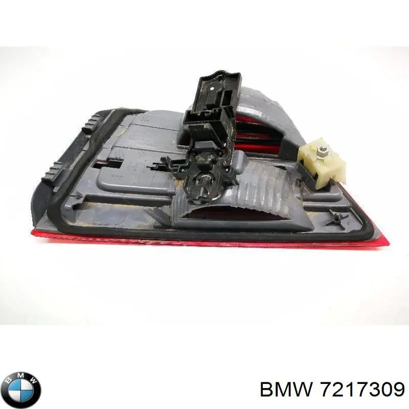 Фонарь задний левый внутренний 7217309 BMW