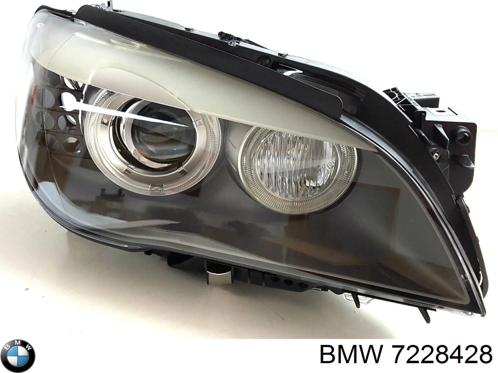 Фара правая 7228428 BMW