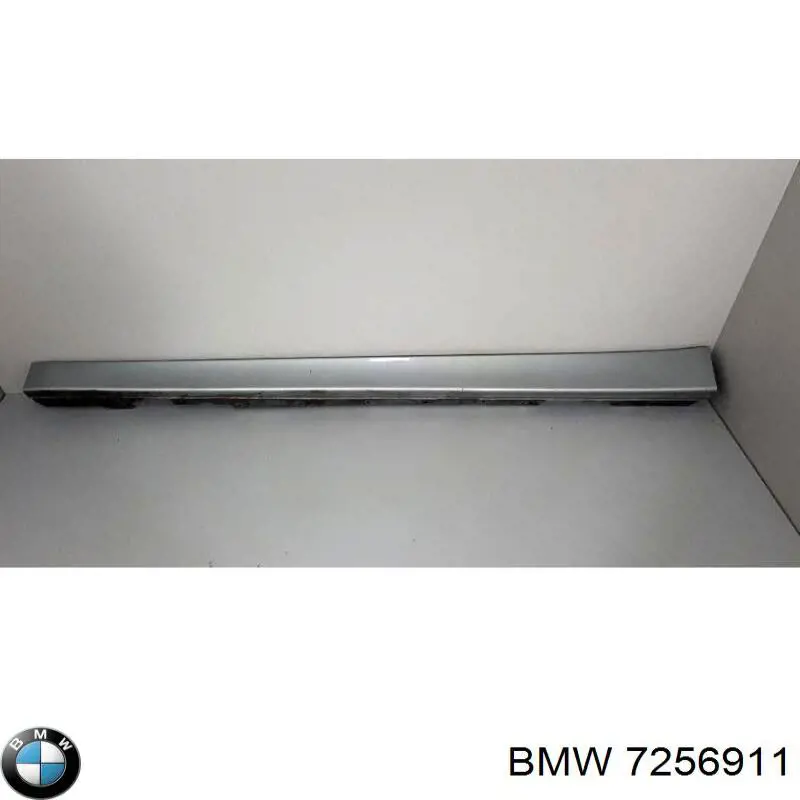 Накладка (молдинг) порога наружная левая 7256911 BMW
