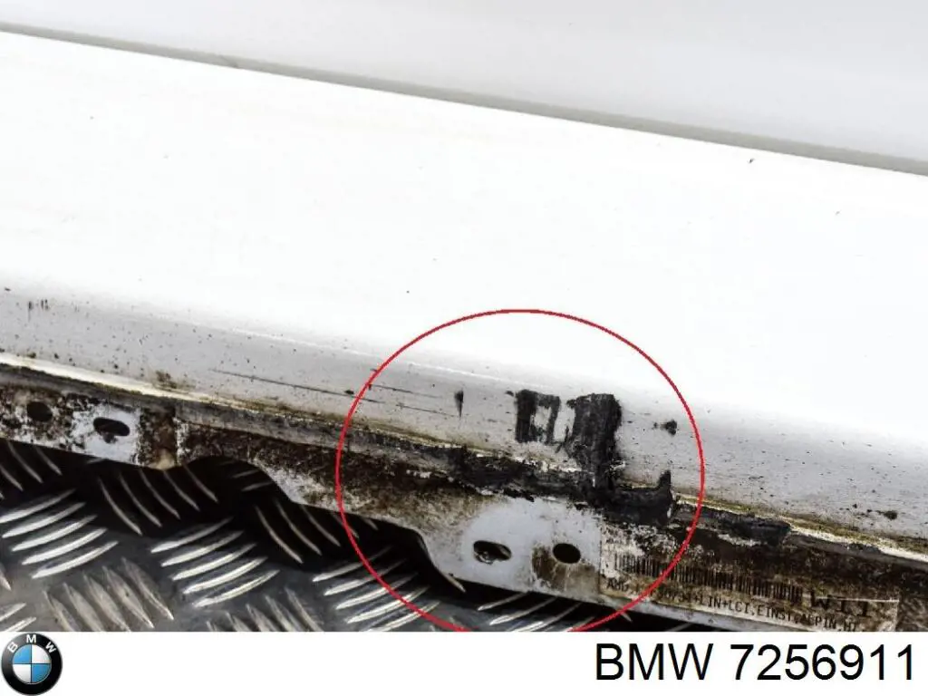 Накладка (молдинг) порога наружная левая BMW 7256911 цена, от 19.00 USD