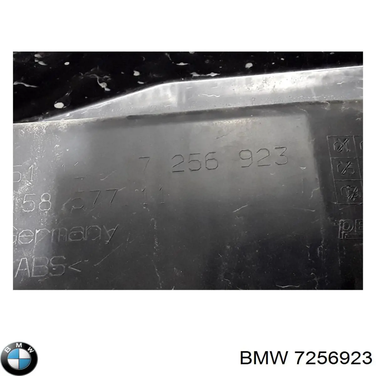 7256923 BMW Кронштейн бампера заднего внешний левый