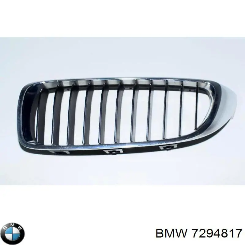 Решетка радиатора левая 51135A3D025 BMW