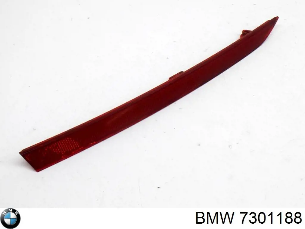 Купить 7301188 BMW Правый катафот заднего бампера