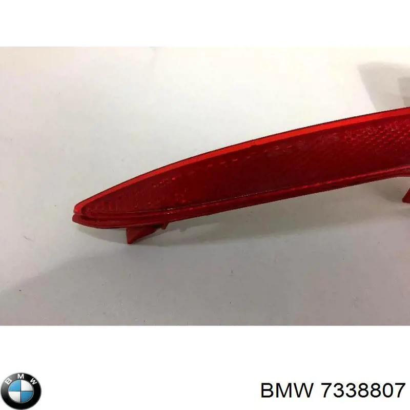 7338807 BMW Левый катафот бампера