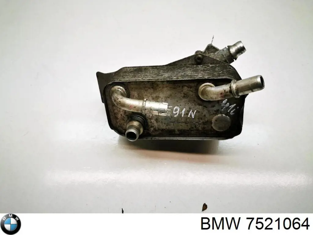 7521064 BMW 