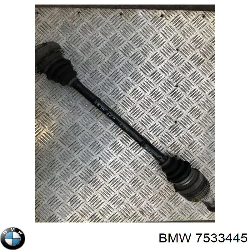 7533445 BMW Полуось задняя левая