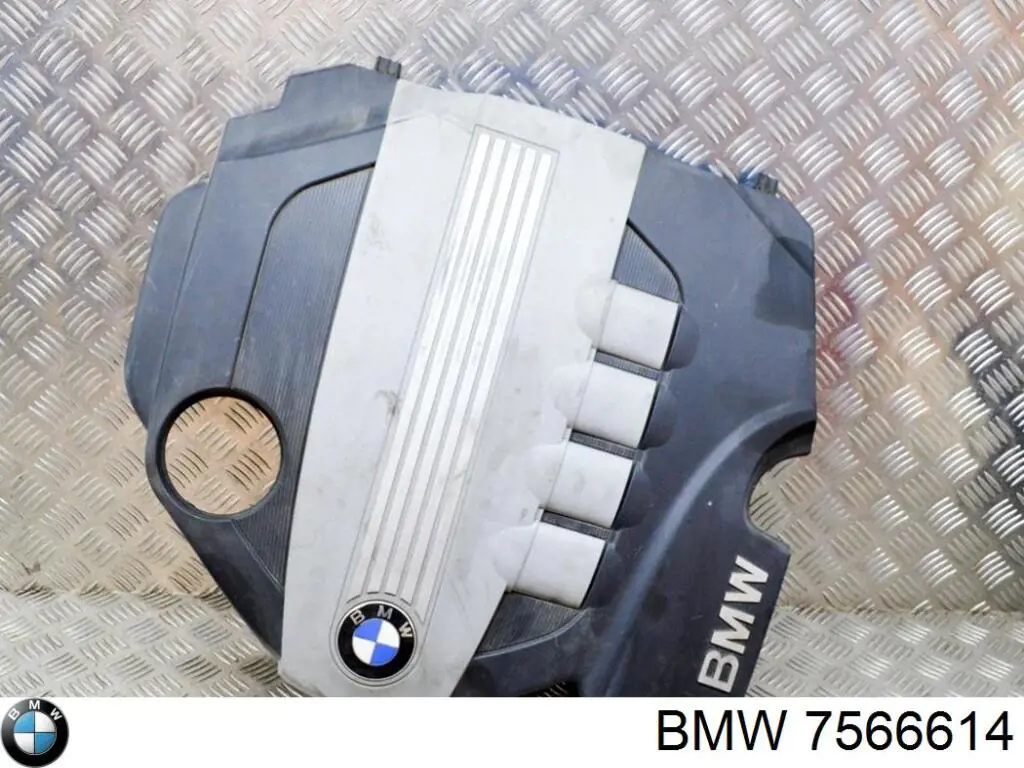 7566614 BMW Крышка мотора декоративная