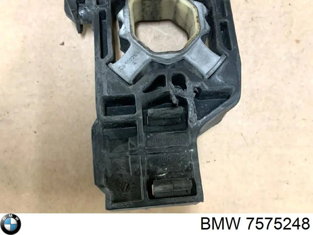 Кронштейн (подушка крепления) радиатора нижний Bapmic TOPT1217025 цена, от 9.35 USD