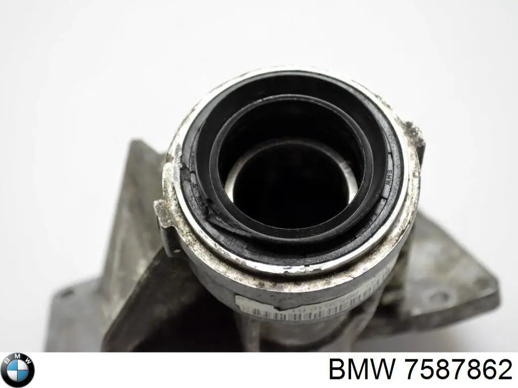  7587862 BMW