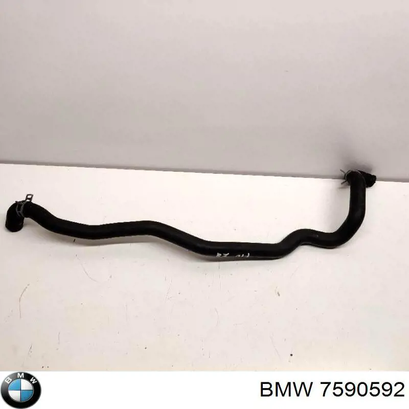 7590592 BMW Патрубок воздушный, вход воздушного фильтра