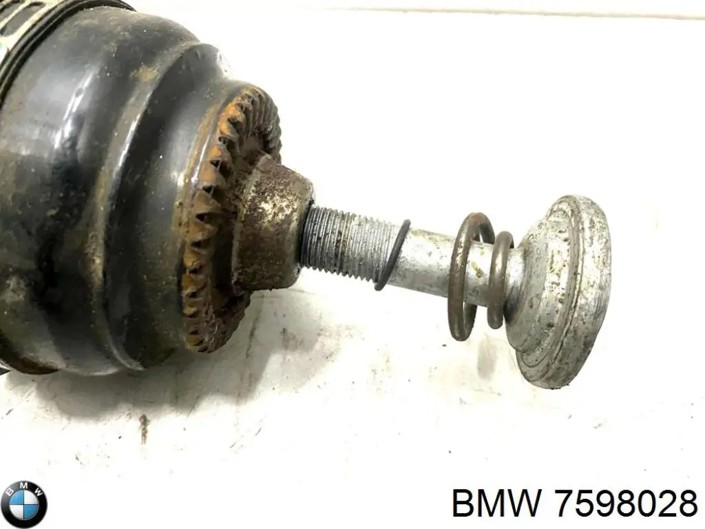 Привод правый BMW 7598028