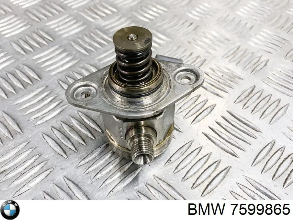 13517599865 BMW Насос топливный высокого давления (ТНВД)