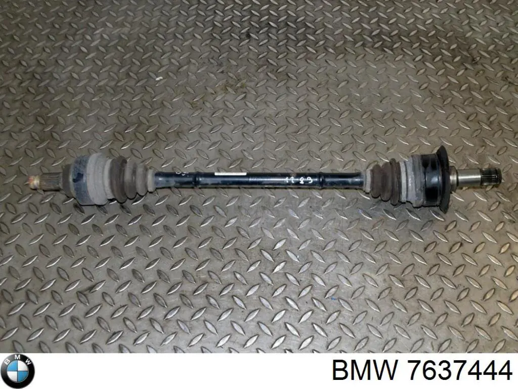  7637444 BMW