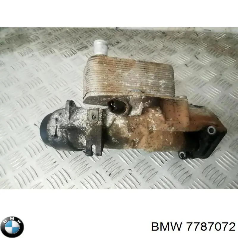7787072 BMW 