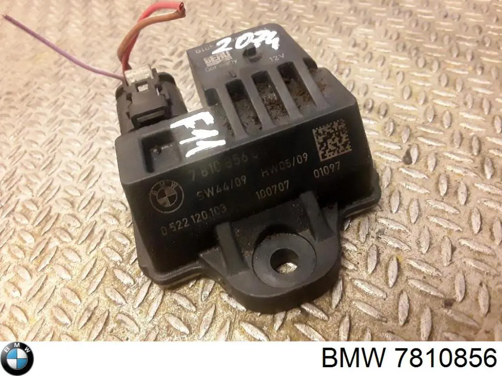 7810856 BMW Реле свечей накала