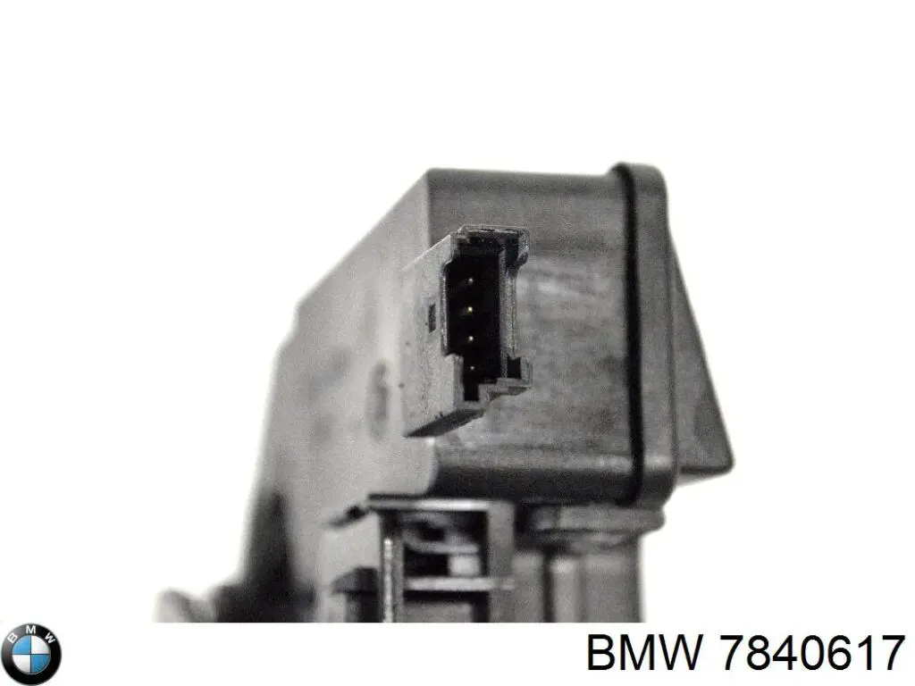 7840617 BMW Замок пятой двери