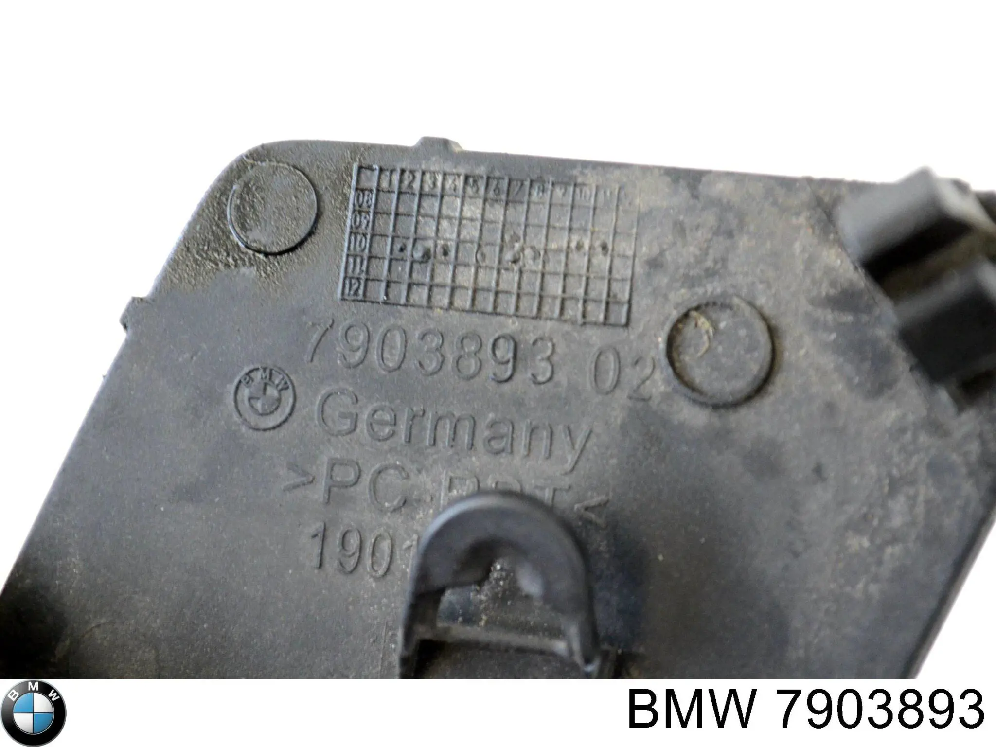 7903893 BMW 