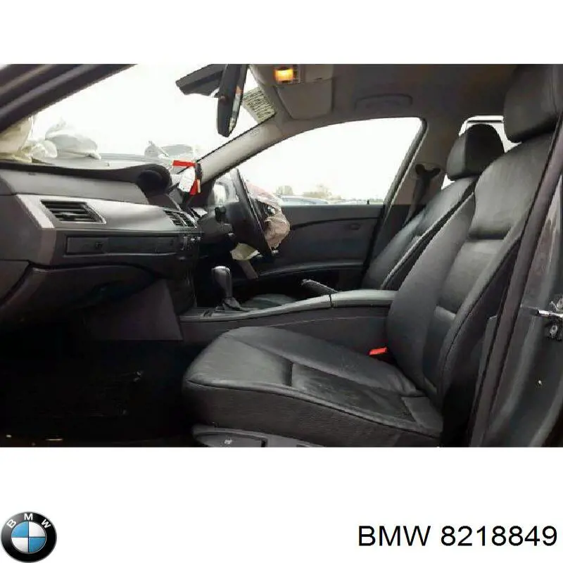 8218849 BMW Замок стекла задней третей-пятой двери