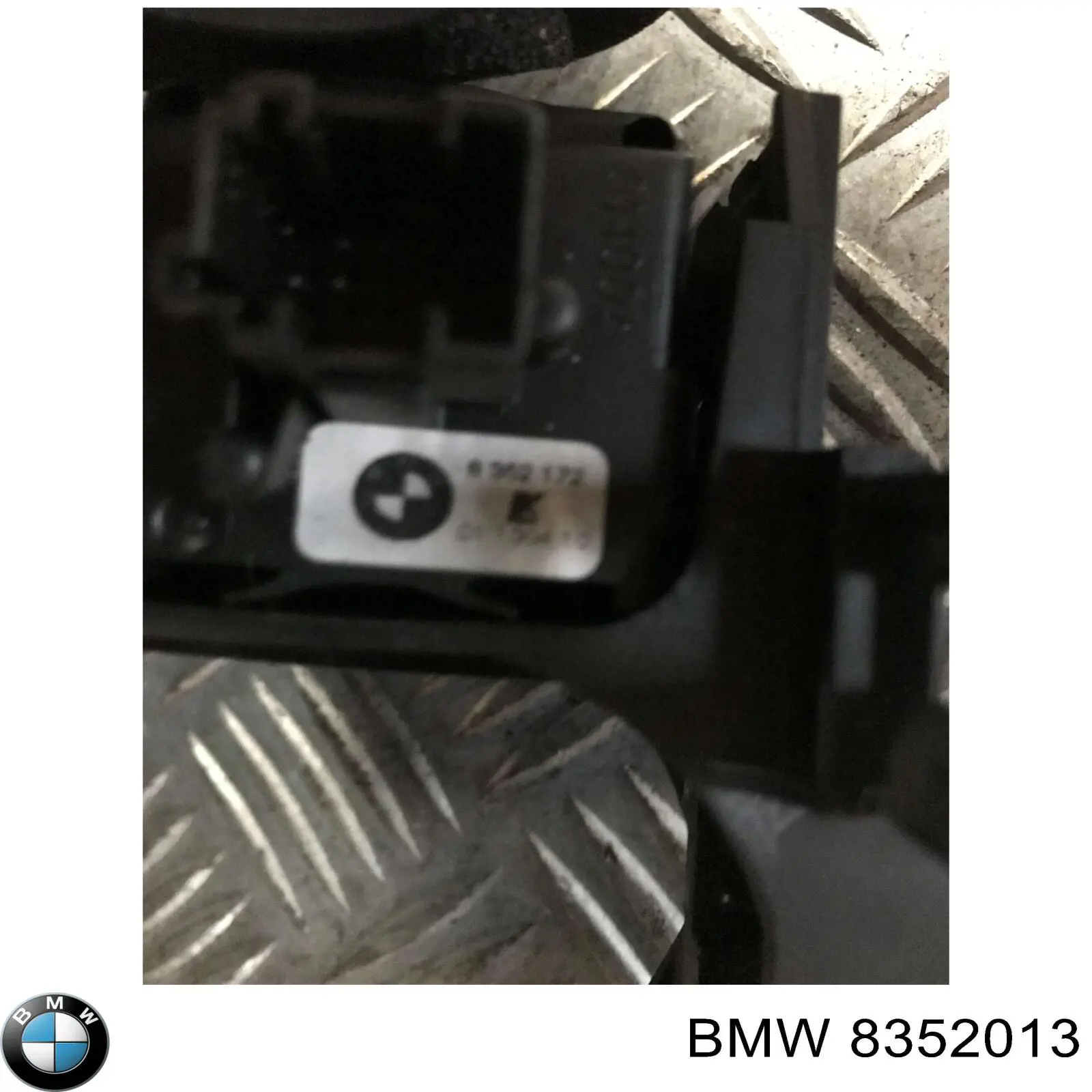 8352013 BMW переключатель подрулевой правый