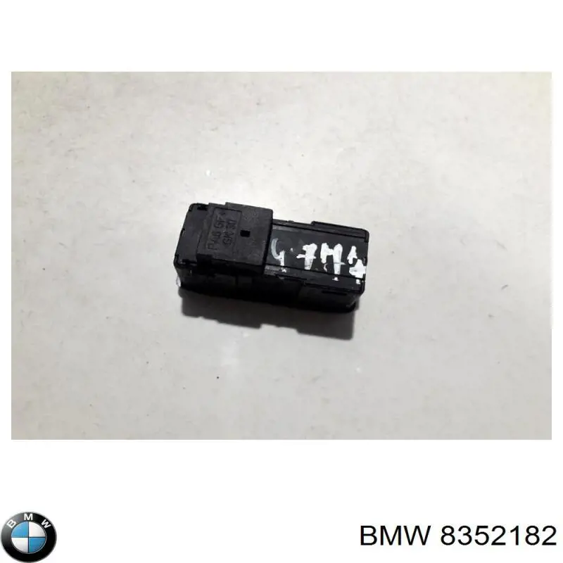  8352182 BMW