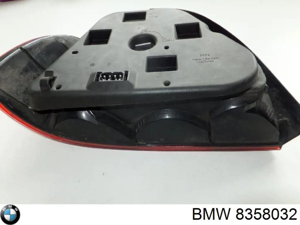 Фонарь задний правый BMW 8358032 цена, от 11.40 USD