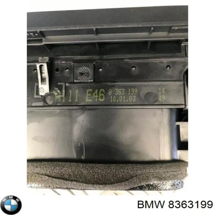  BMW 64228363199