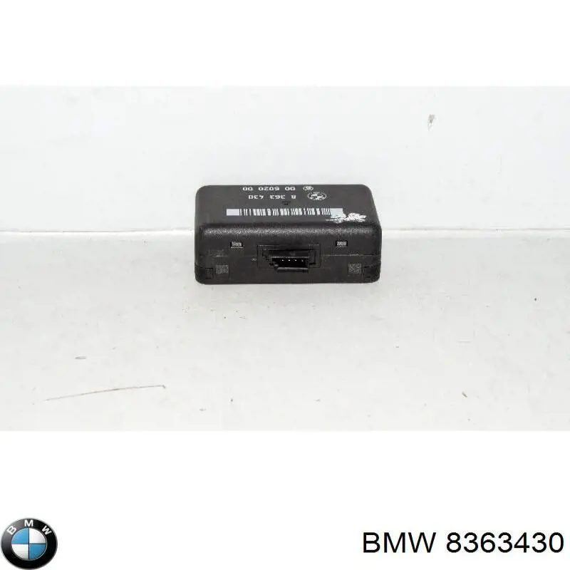 Лобовое стекло 6920044 BMW