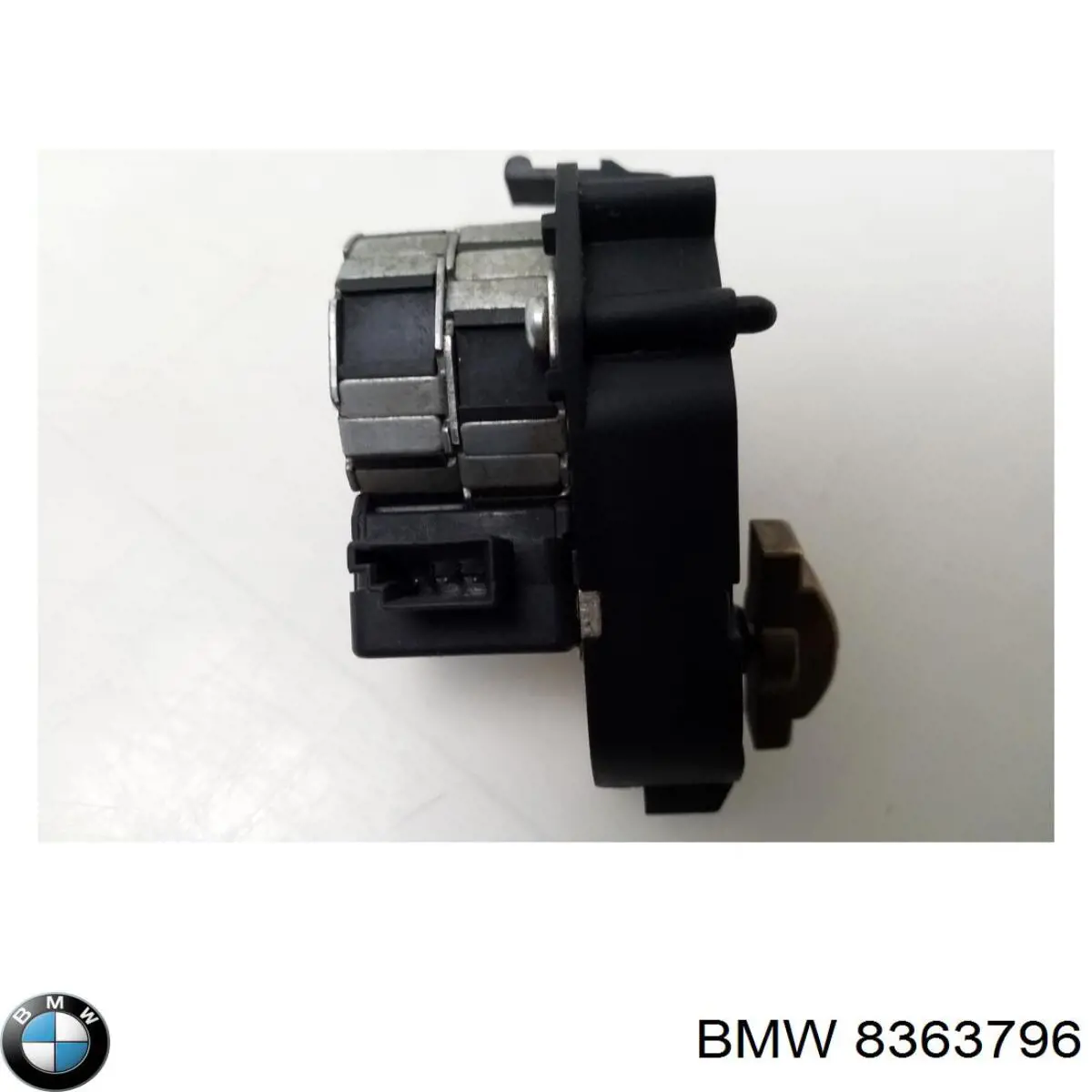 Купить 8363796 BMW Моторчик заслонки печки