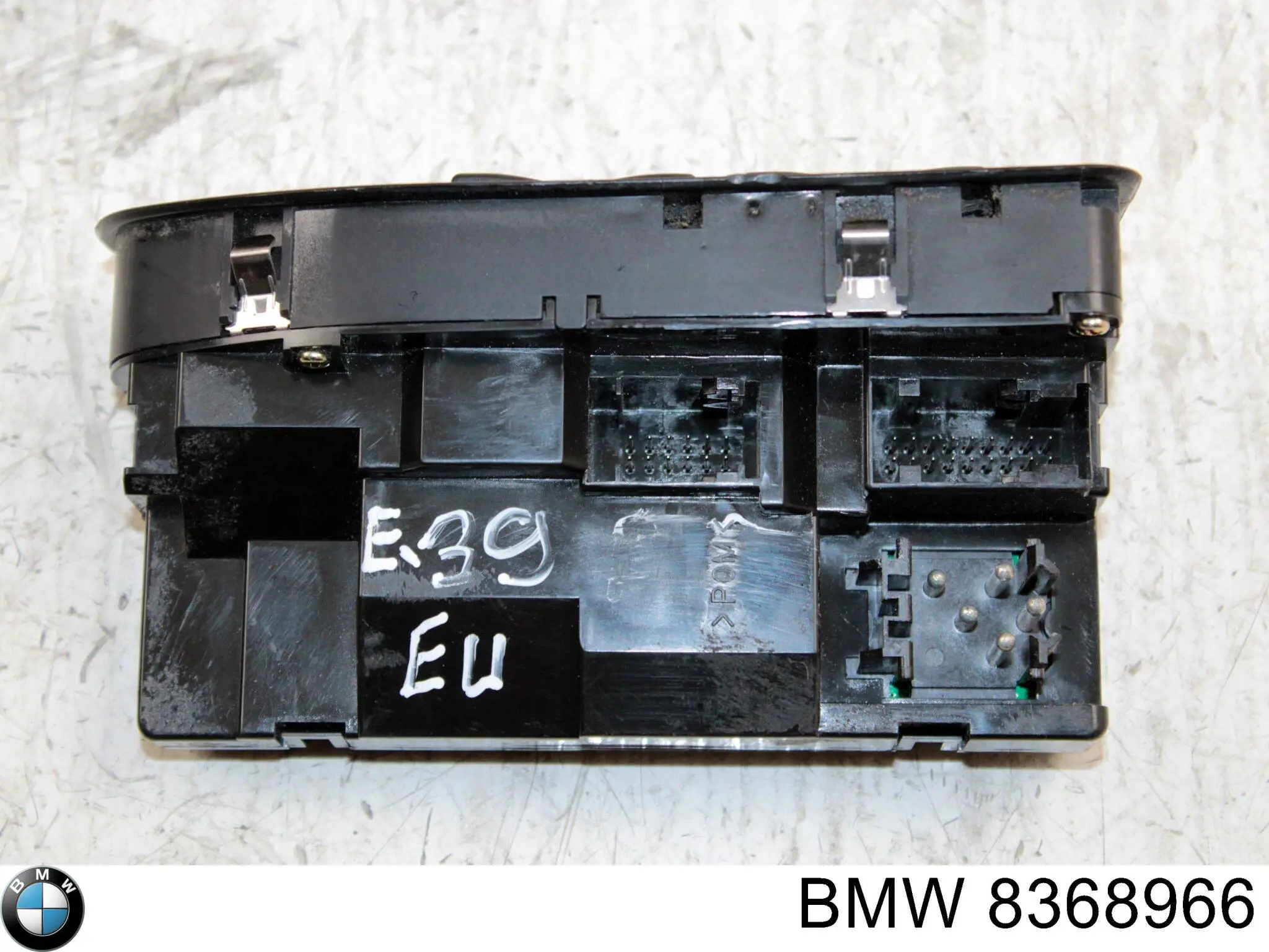  8368966 BMW